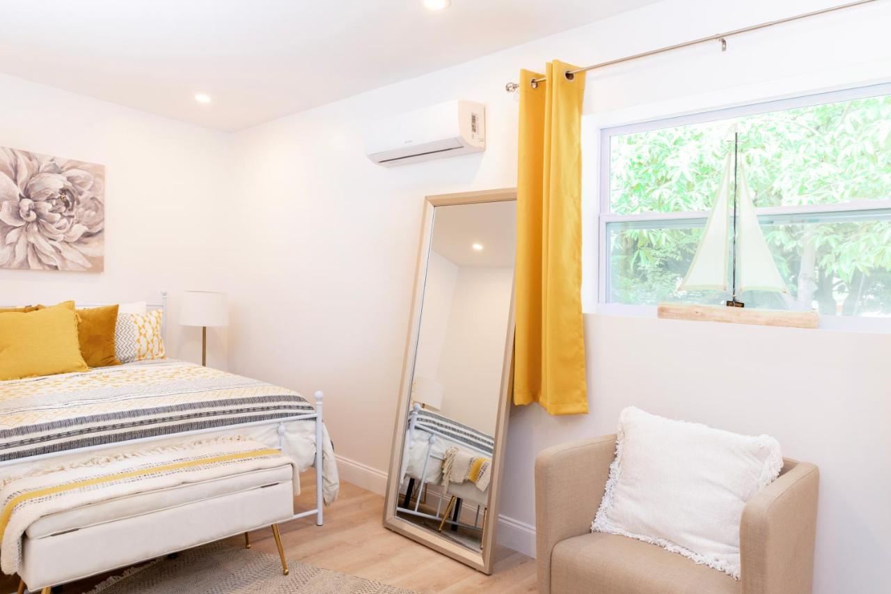Beautiful Casita With King Bed And Private Patio Close To Calle 8, Mia Airport, Coral Gables Μαϊάμι Εξωτερικό φωτογραφία